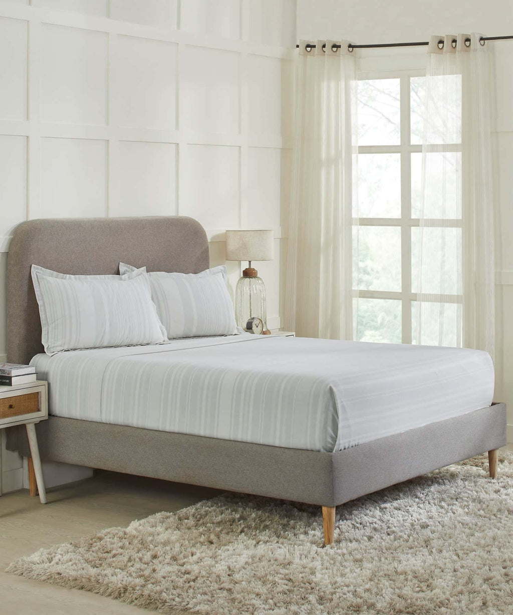 Home Essential Melange Stripe Solid Queen Bedsheet Set, Elvis|130 TC Cotton| 2 Pillow Covers