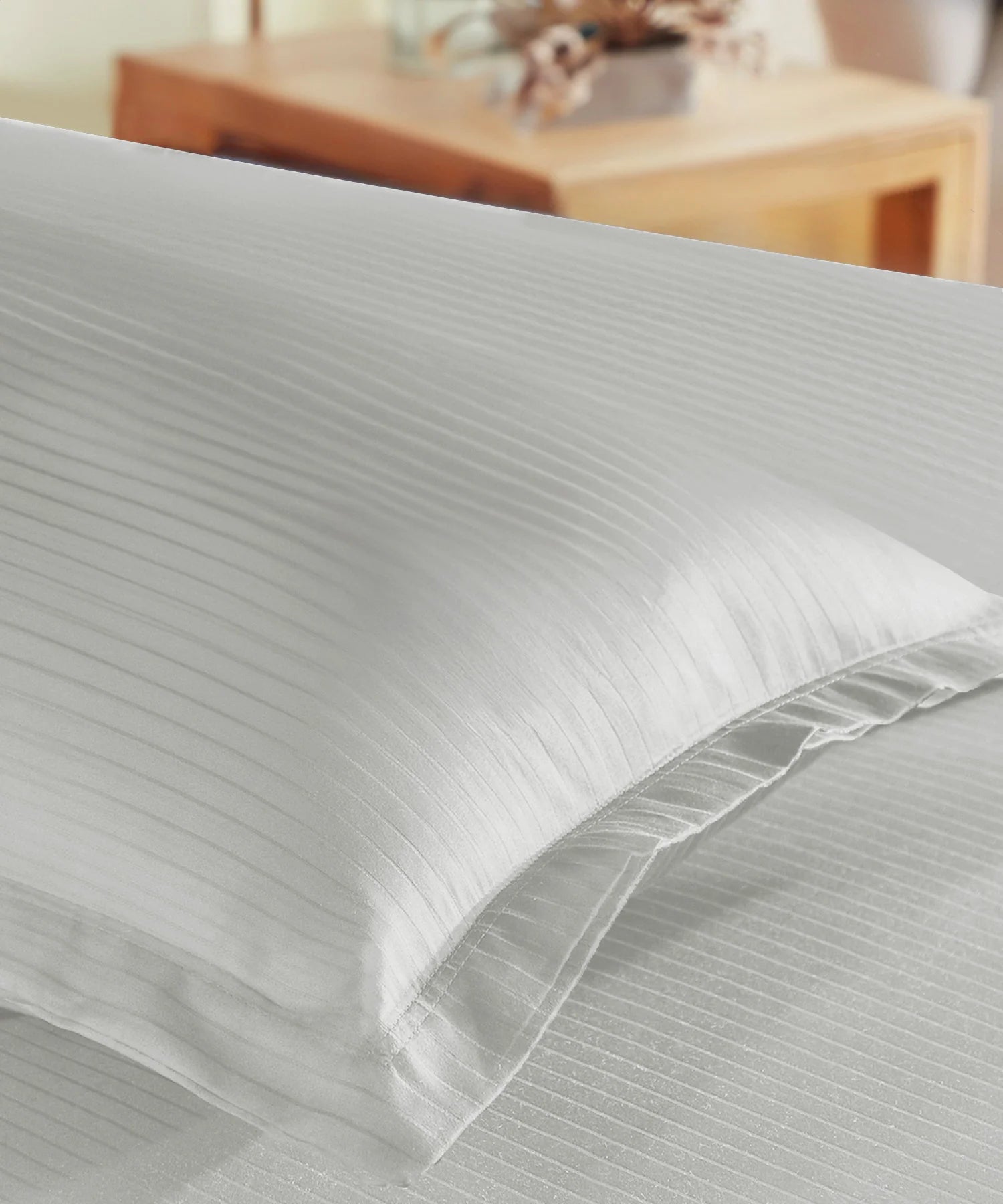 Classic Stripe Solid Dyed Single Bedsheet, 210TC, Snow Flake